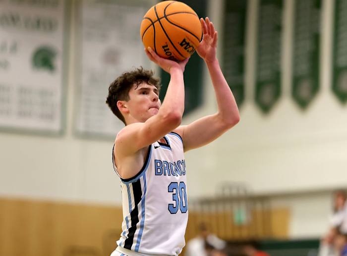 Connor Amundsen fires in two of his game-high 26 points